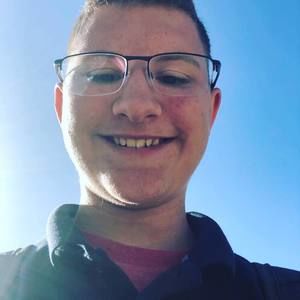 Meet your Posher, Cameron